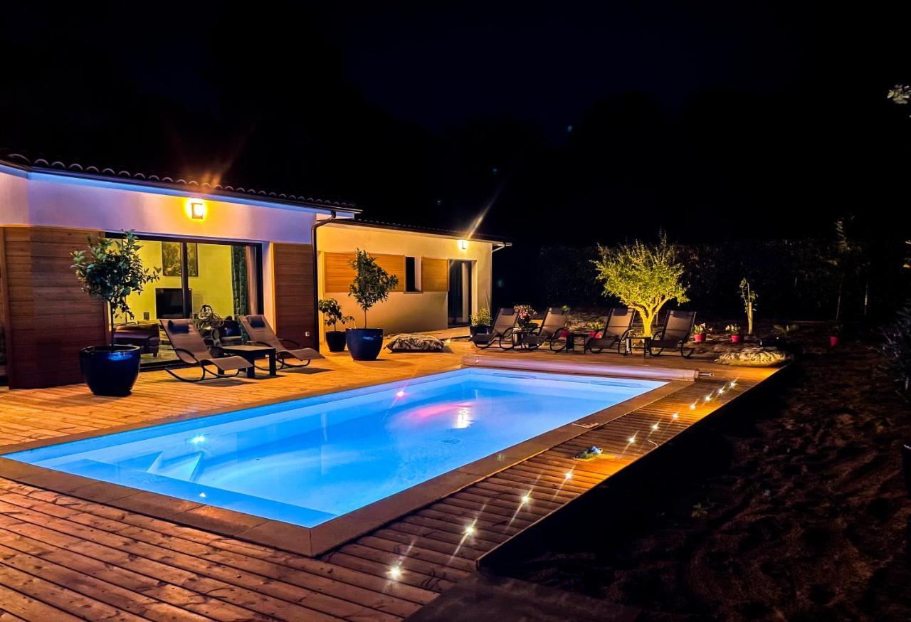 Magnifique Avec Piscine Villa *